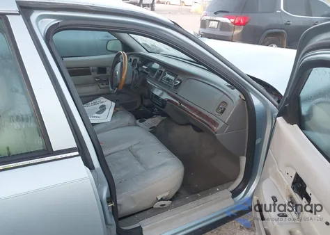 2005 Mercury Grand Marquis z USA, uszkodzony, nr VIN 2MEFM75W85X631039